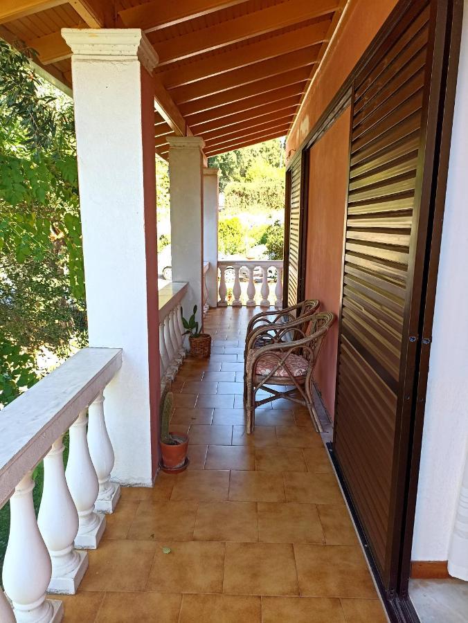 Iren Holiday Apartment Ipsos Exterior photo